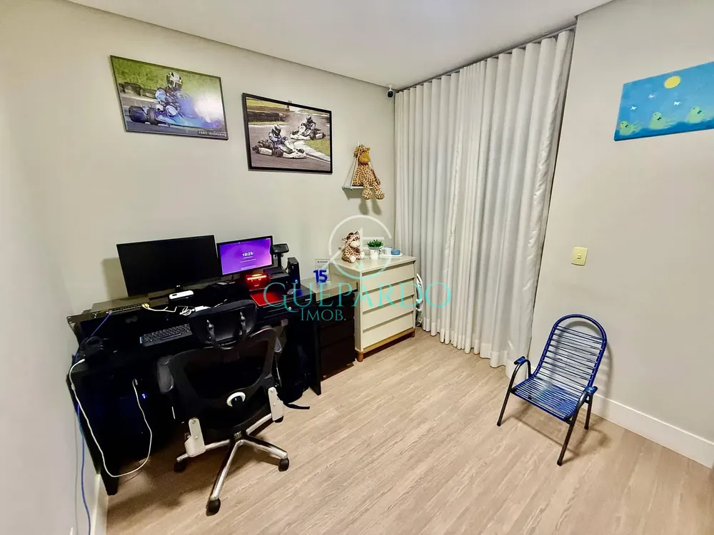 Apartamento, 3 quartos, 173 m² - Foto 1