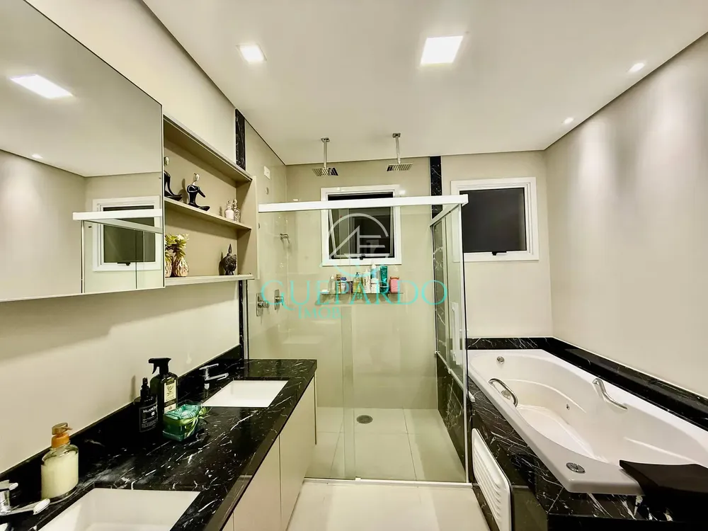 Apartamento, 3 quartos, 173 m² - Foto 2