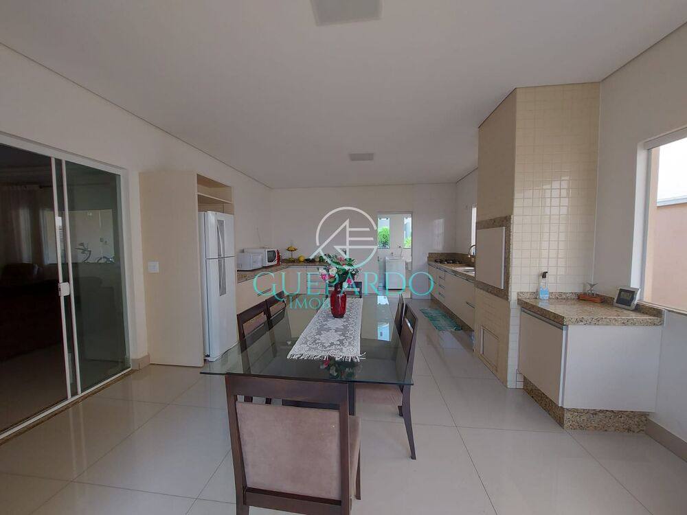 Casa, 2 quartos, 202 m² - Foto 13