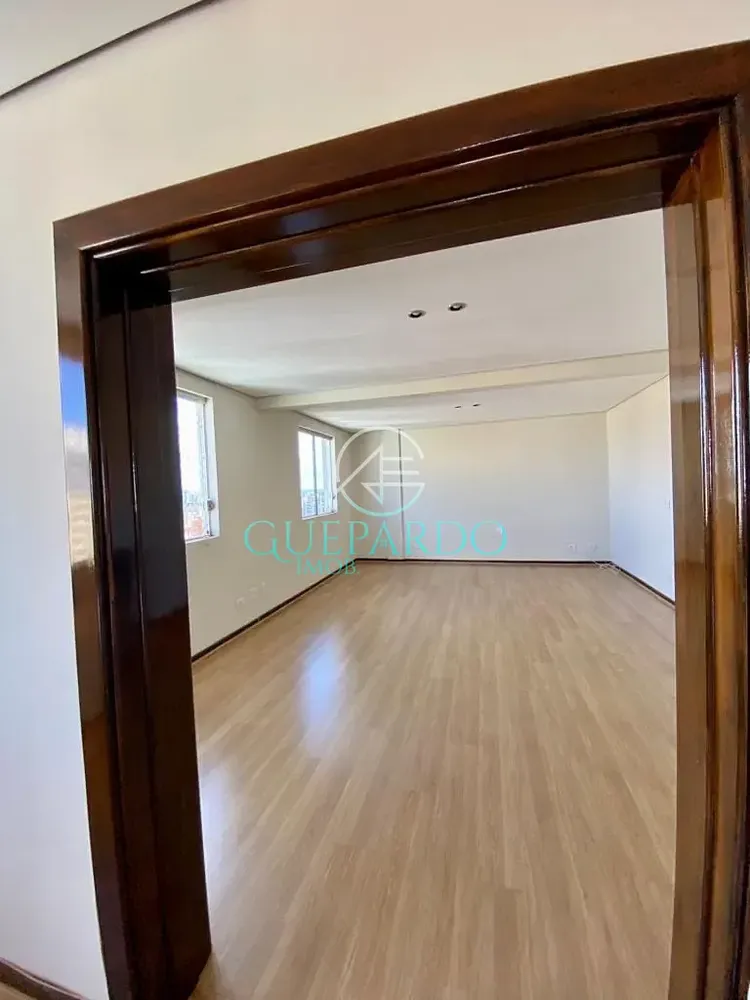 Apartamento, 4 quartos, 242 m² - Foto 5