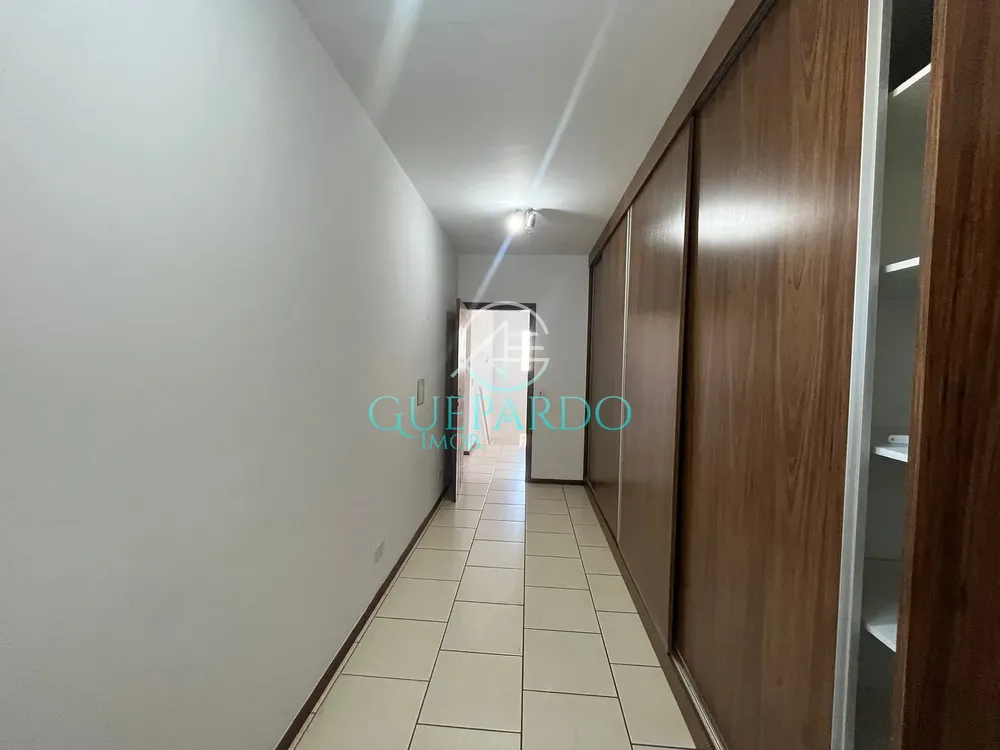 Sobrado, 3 quartos, 274 m² - Foto 9