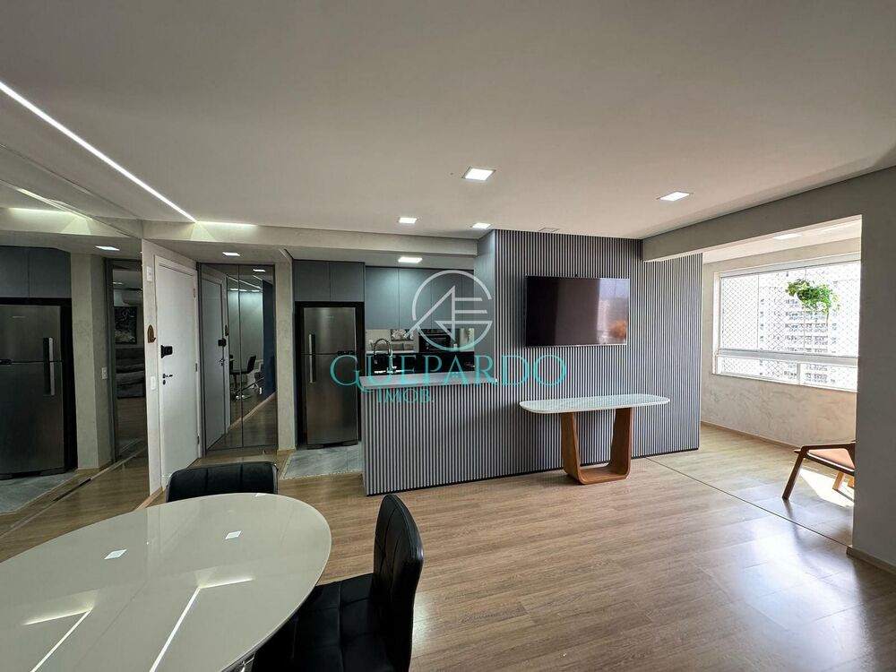 Apartamento à venda com 2 quartos, 76m² - Foto 4