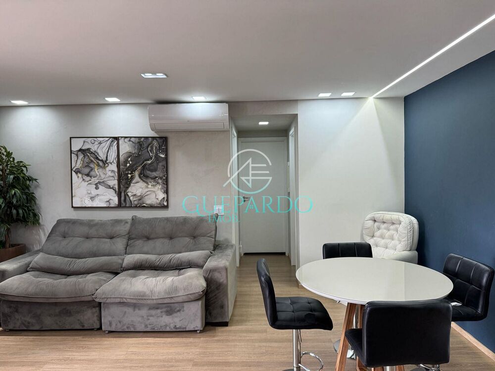 Apartamento à venda com 2 quartos, 76m² - Foto 1