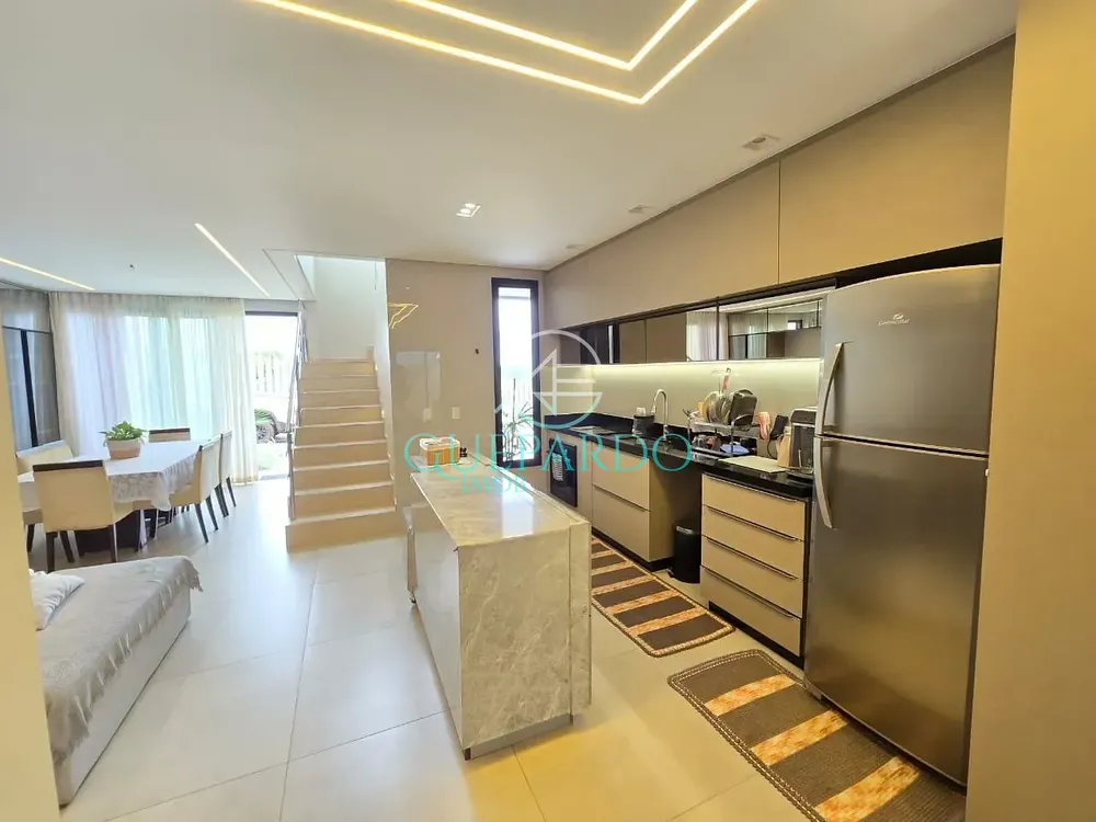 Sobrado, 3 quartos, 190 m² - Foto 2