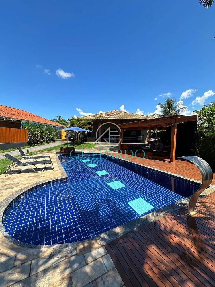 Chácara à venda com 3 quartos, 420m² - Foto 1