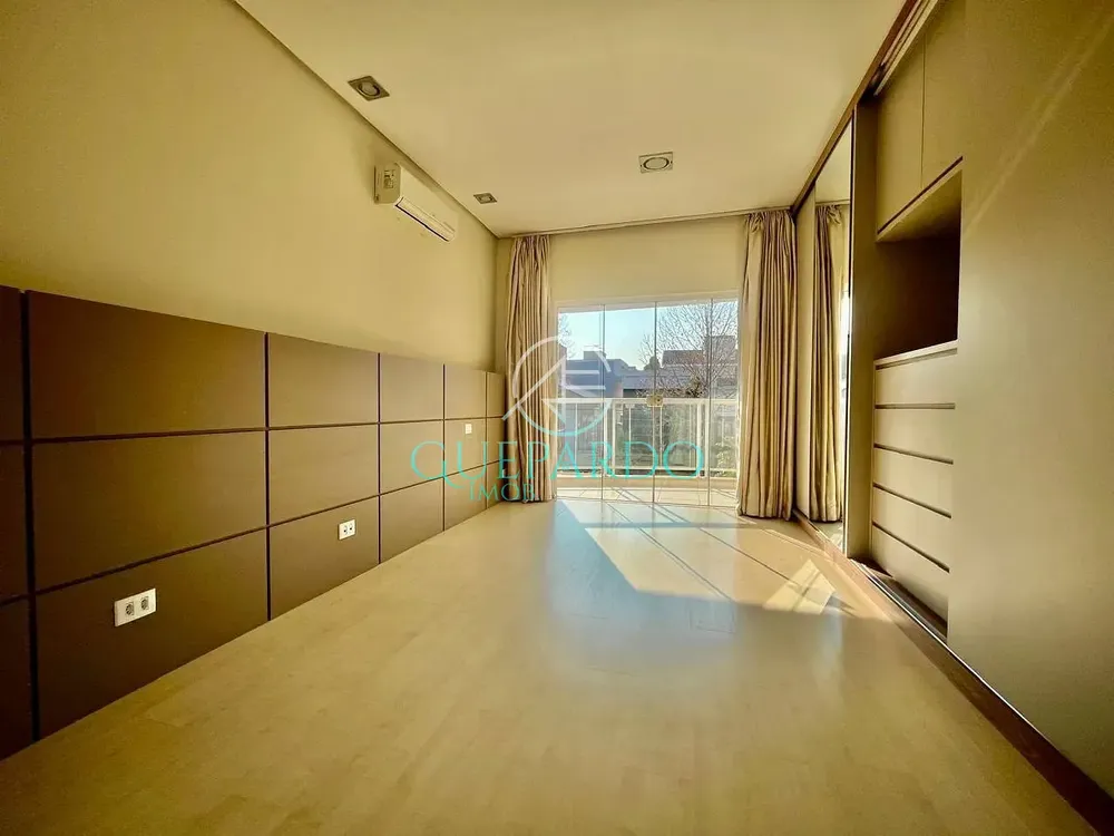 Casa, 3 quartos, 220 m² - Foto 28