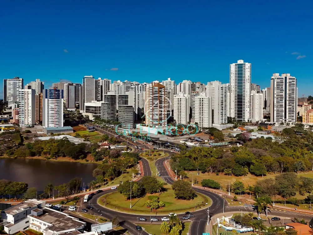 Cobertura, 3 quartos, 243 m² - Foto 1