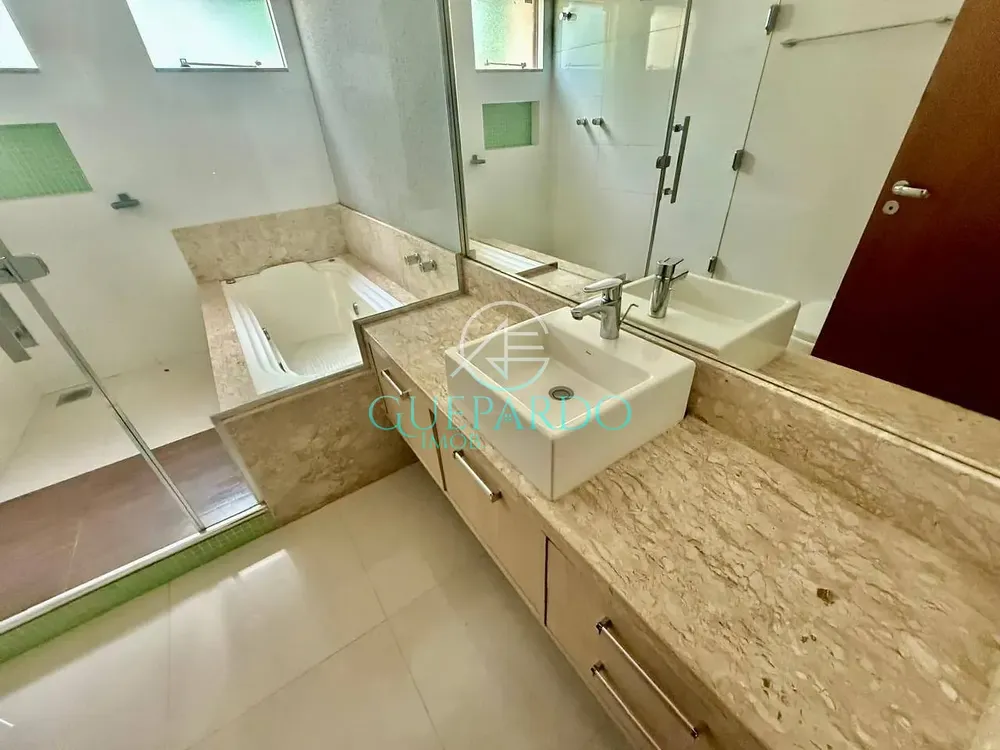 Casa, 3 quartos, 200 m² - Foto 17