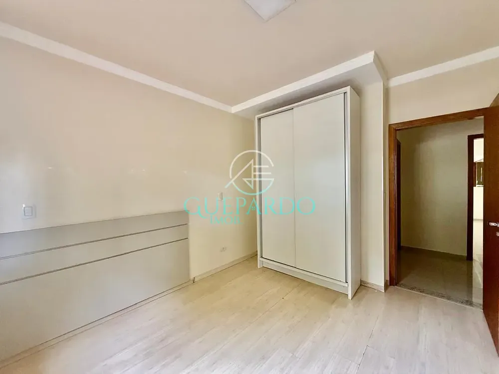 Casa, 3 quartos, 200 m² - Foto 14