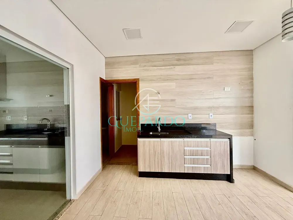 Casa, 3 quartos, 200 m² - Foto 11