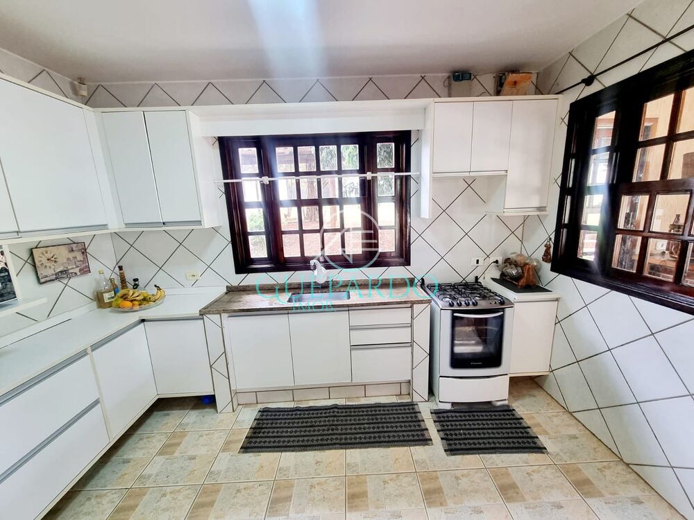 Chácara à venda com 3 quartos, 120m² - Foto 1