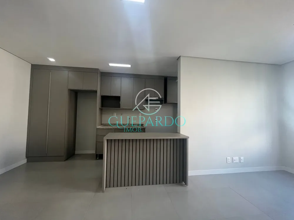 Apartamento, 2 quartos, 62 m² - Foto 2