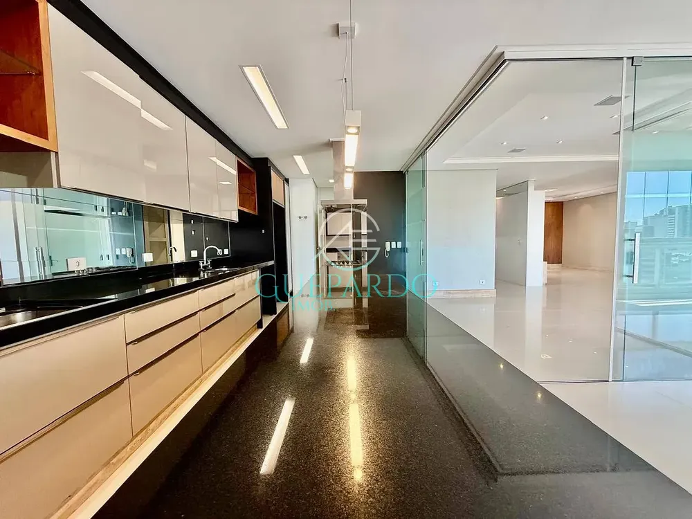Apartamento, 3 quartos, 245 m² - Foto 6