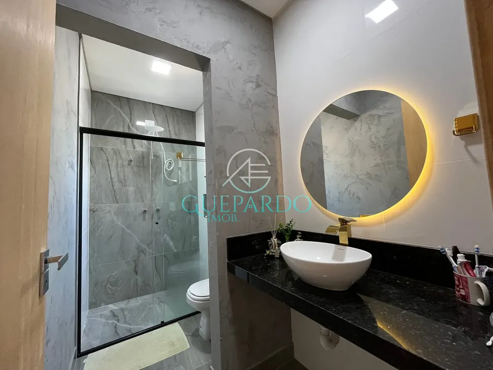 Sobrado, 3 quartos, 195 m² - Foto 1