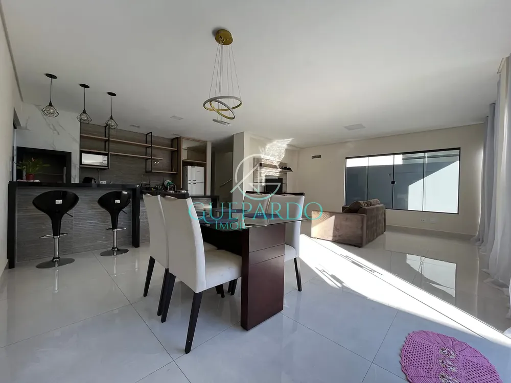 Sobrado, 3 quartos, 195 m² - Foto 3