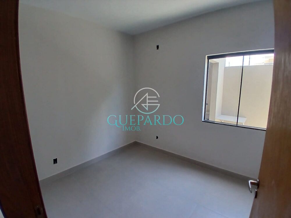 Casa à venda com 2 quartos, 61m² - Foto 8