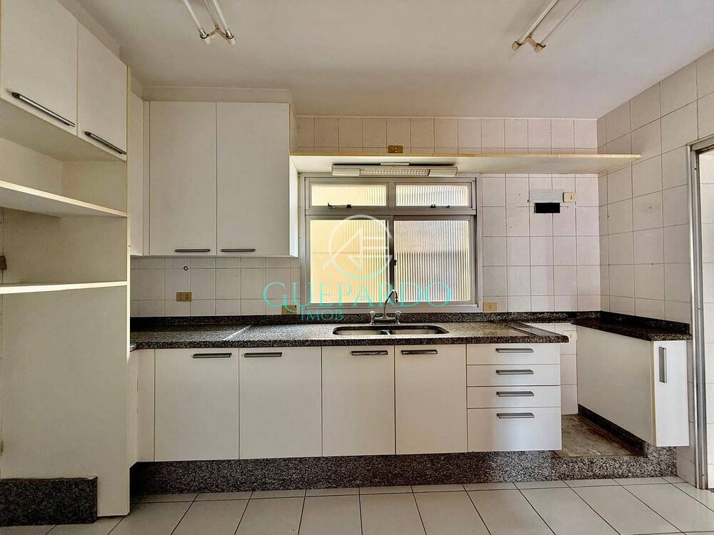 Apartamento à venda com 3 quartos, 120m² - Foto 3