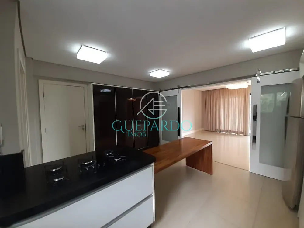 Apartamento, 3 quartos, 186 m² - Foto 5