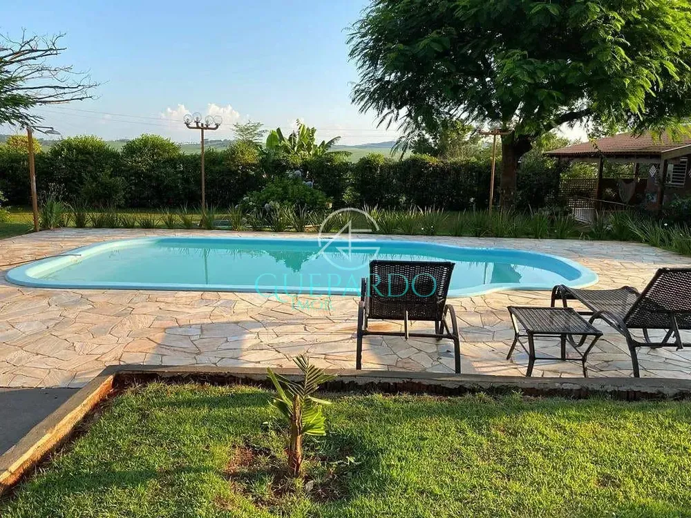 Chácara, 3 quartos, 6000 m² - Foto 1