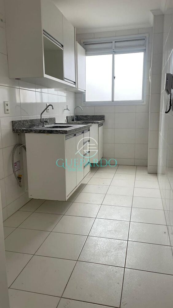 Apartamento à venda com 2 quartos, 43m² - Foto 3