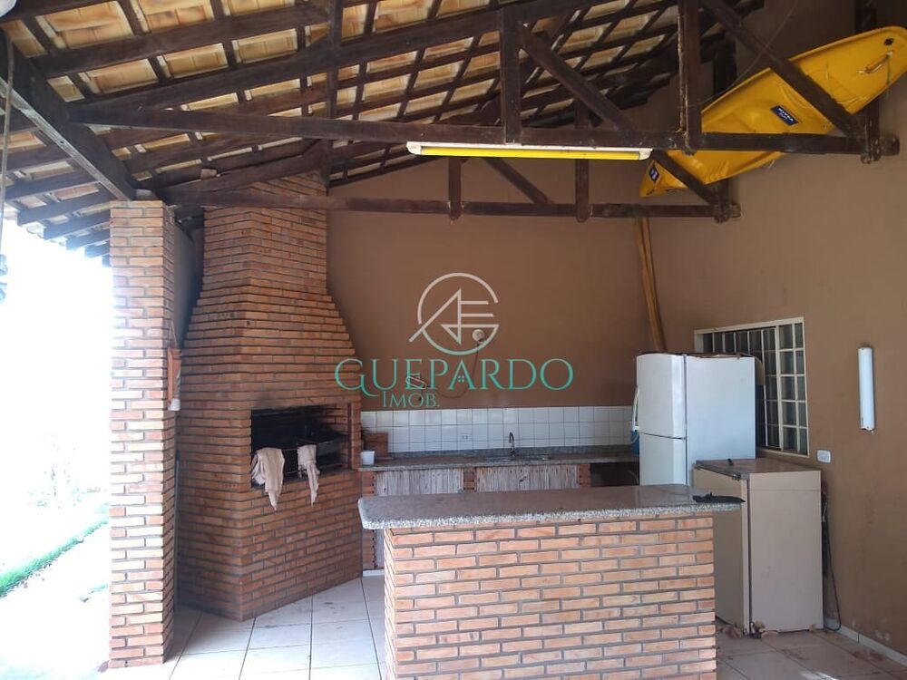 Chácara à venda com 2 quartos, 187m² - Foto 4
