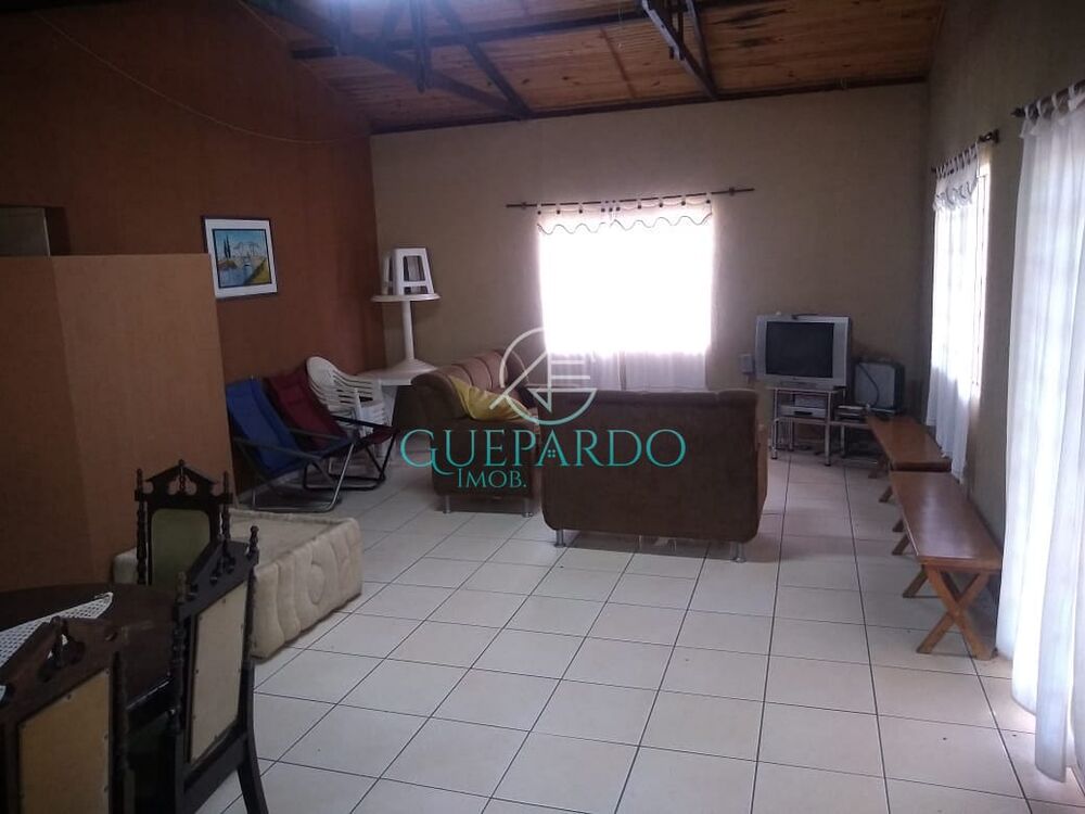 Chácara à venda com 2 quartos, 187m² - Foto 6