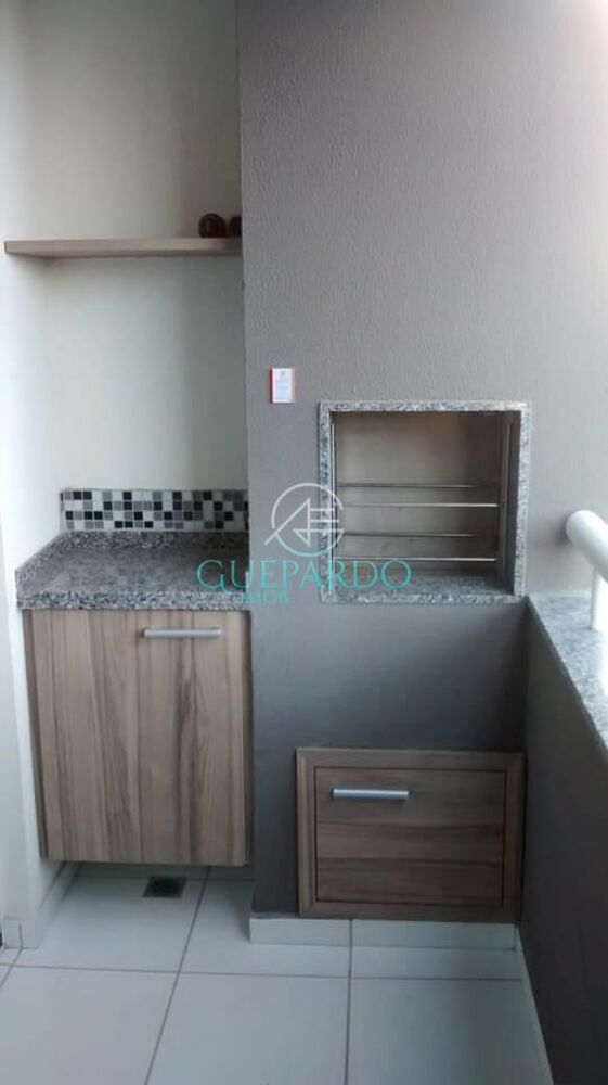Apartamento à venda com 3 quartos, 71m² - Foto 2