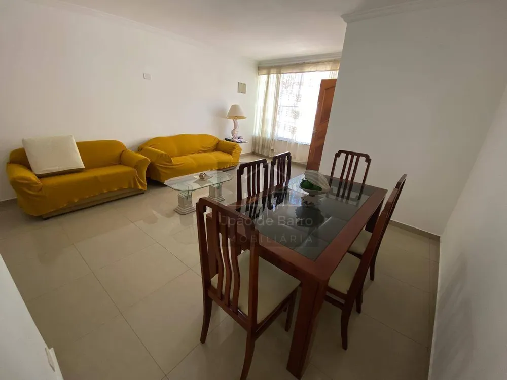 Casa, 3 quartos, 241 m² - Foto 3