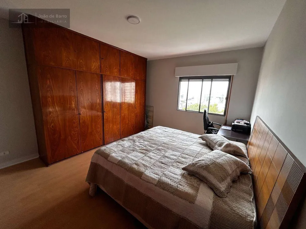 Apartamento, 3 quartos, 160 m² - Foto 2