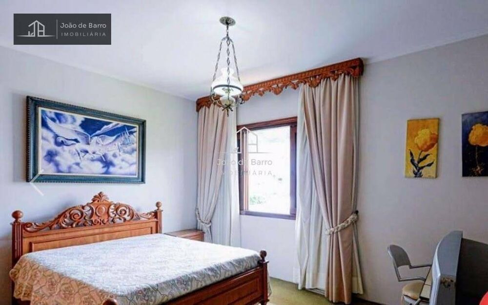 Sobrado à venda com 4 quartos, 488m² - Foto 2