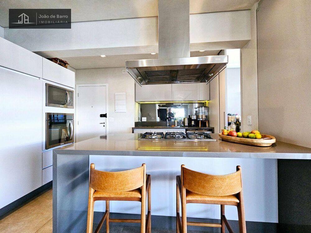 Cobertura à venda com 3 quartos, 230m² - Foto 3