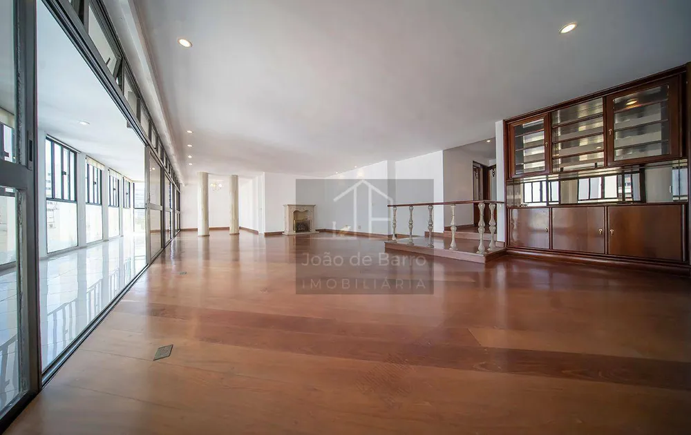 Apartamento, 4 quartos, 215 m² - Foto 1