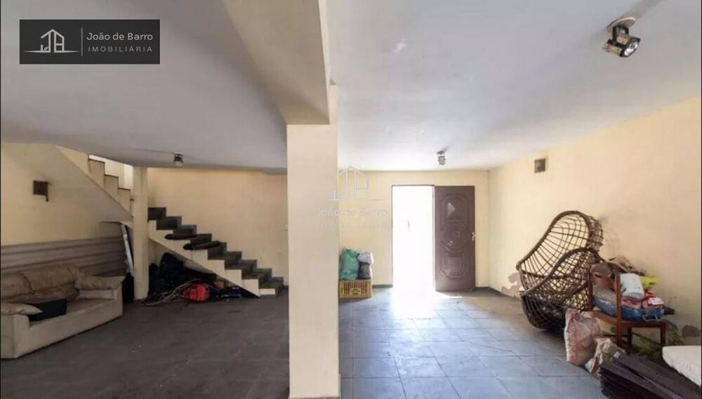 Casa à venda com 4 quartos, 300m² - Foto 12