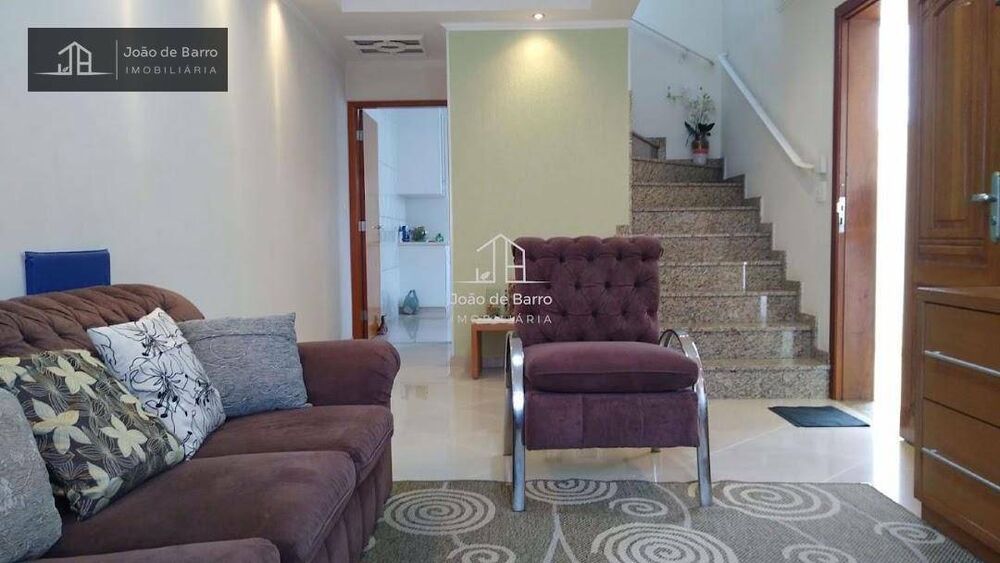 Sobrado, 3 quartos, 305 m² - Foto 1