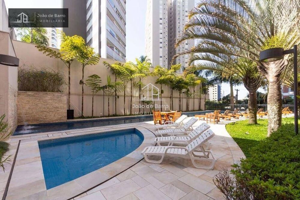 Apartamento à venda com 3 quartos, 184m² - Foto 4
