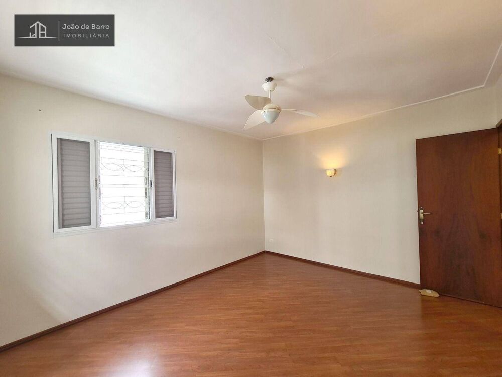 Casa, 3 quartos, 179 m² - Foto 2