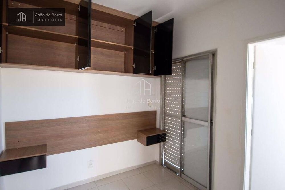 Apartamento à venda com 3 quartos, 107m² - Foto 10