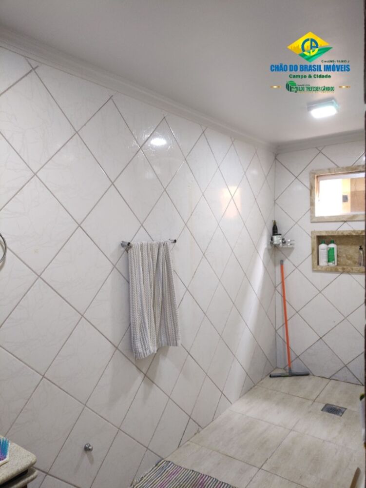 Casa, 3 quartos, 245 m² - Foto 3