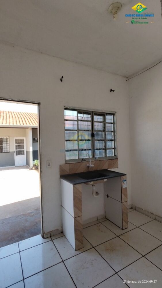 Casa, 1 quarto, 428 m² - Foto 1