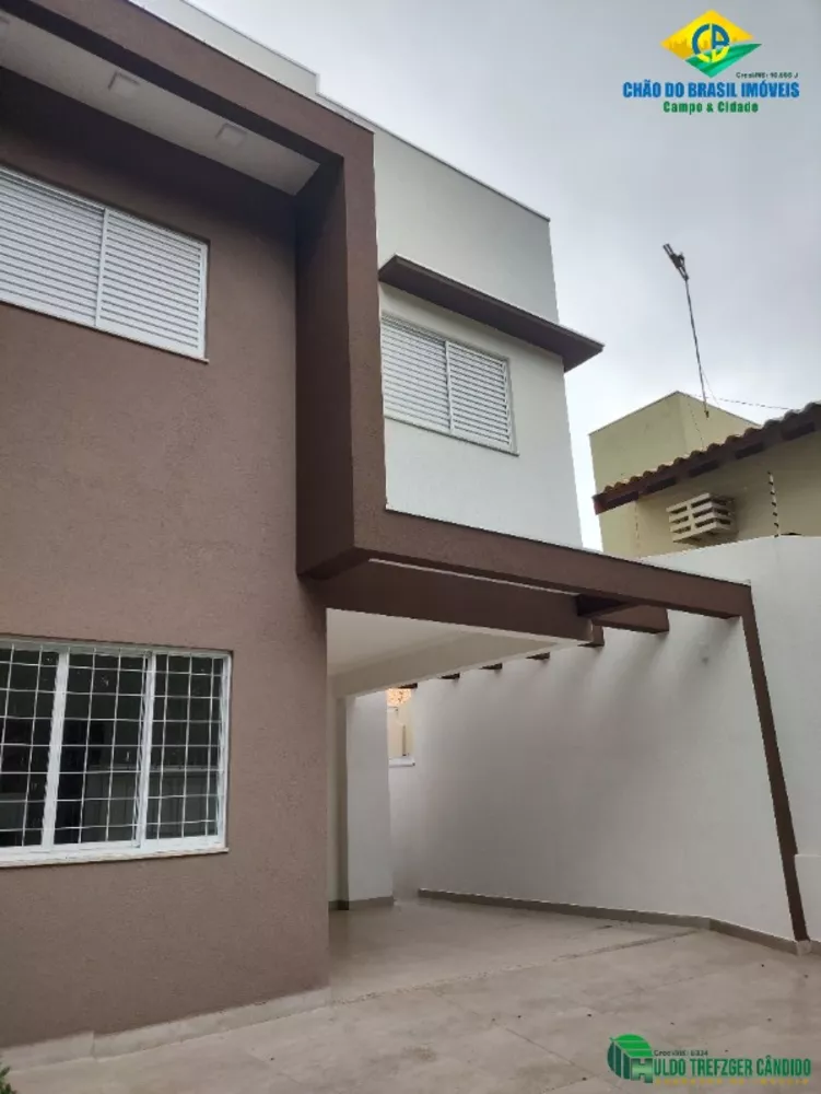 Casa à venda com 3 quartos, 157m² - Foto 3