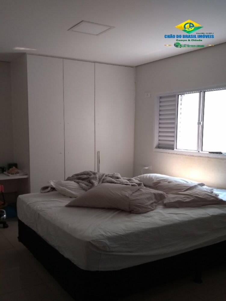 Casa, 3 quartos, 228 m² - Foto 4