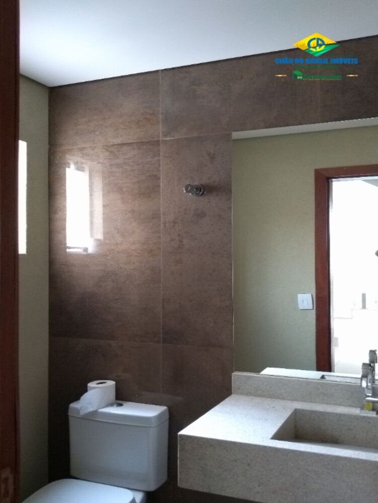 Casa, 3 quartos, 228 m² - Foto 2