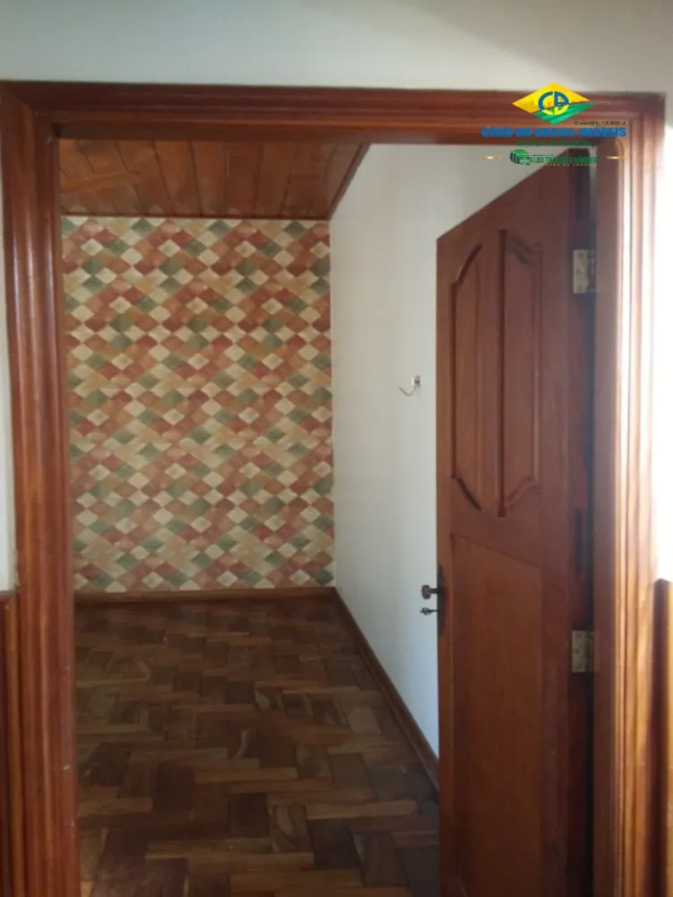 Casa, 4 quartos, 180 m² - Foto 1