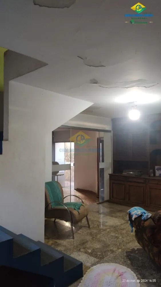 Casa, 5 quartos, 240 m² - Foto 8