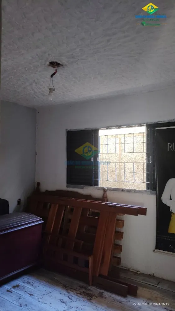 Casa, 5 quartos, 240 m² - Foto 1