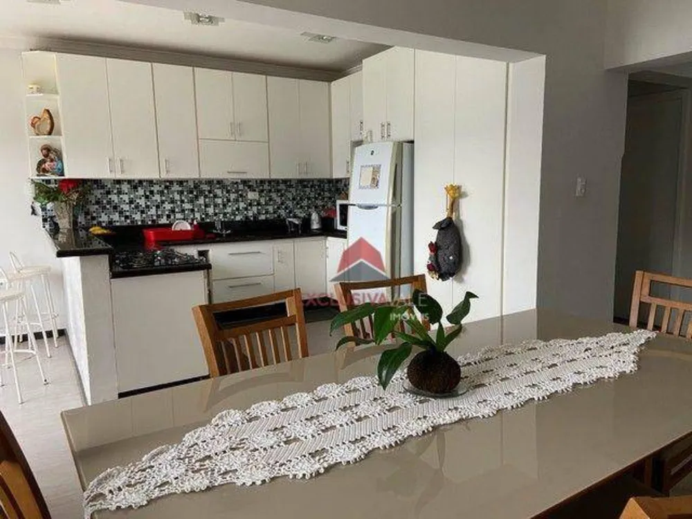 Casa, 3 quartos, 300 m² - Foto 3