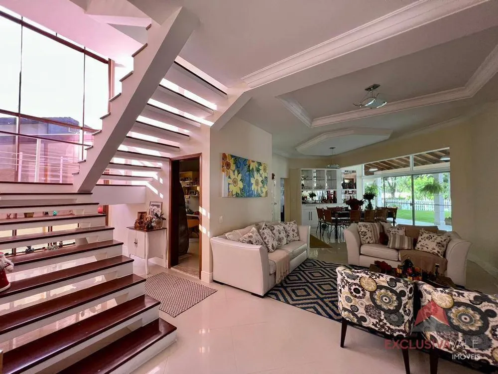Casa de Condomínio, 5 quartos - Foto 1