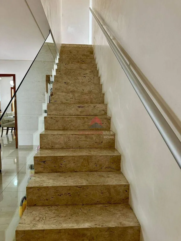 Casa, 3 quartos, 155 m² - Foto 1
