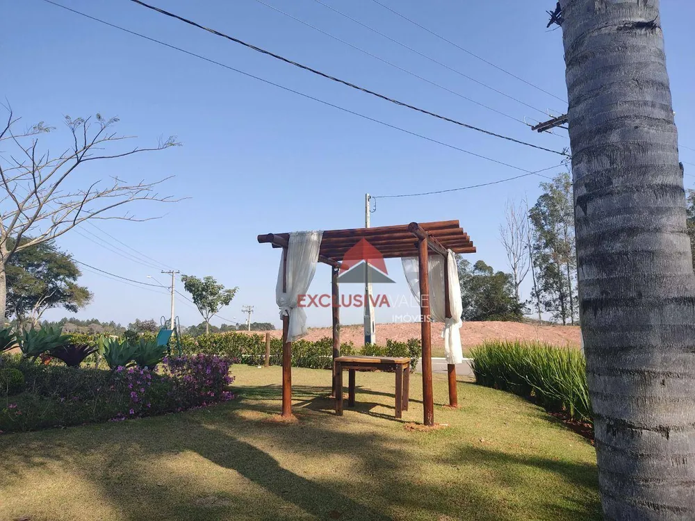 Loteamento e Condomínio, 1000 m² - Foto 1
