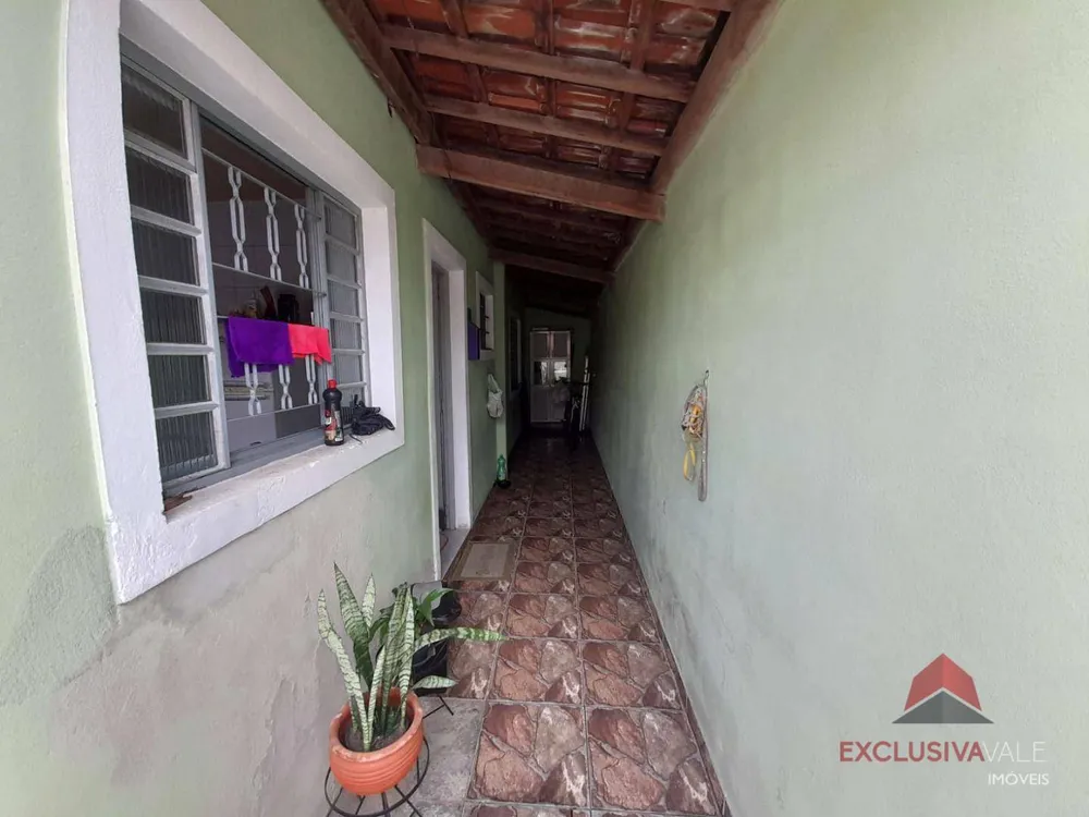 Casa, 4 quartos, 220 m² - Foto 1